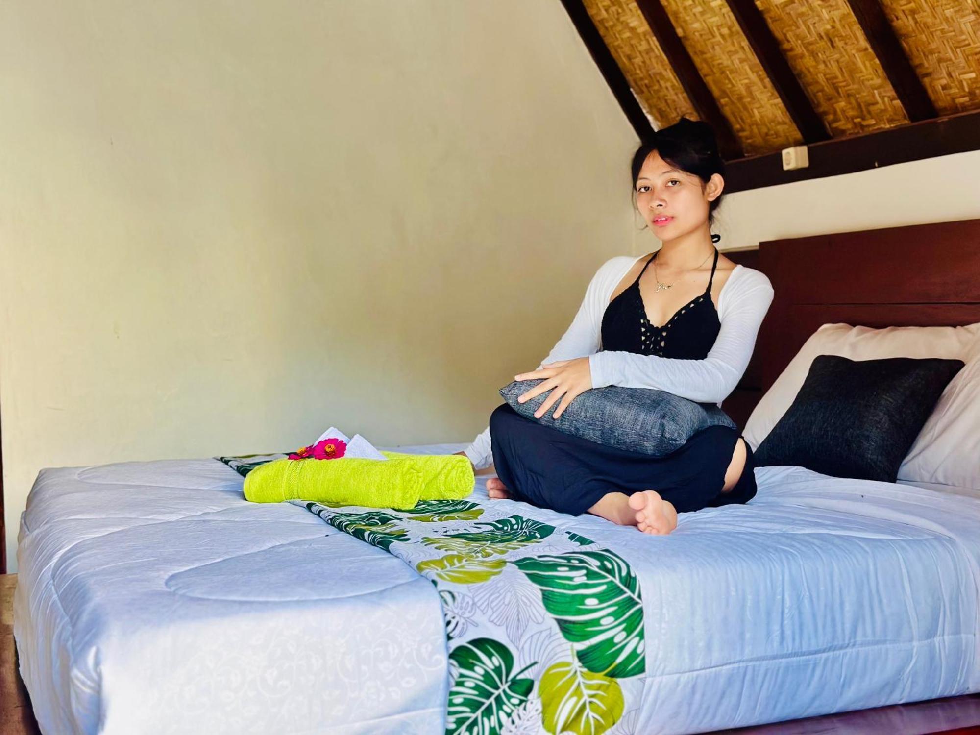 Ampik Batur With Private Hot Springs Bed and Breakfast Kubupenlokan Exteriör bild