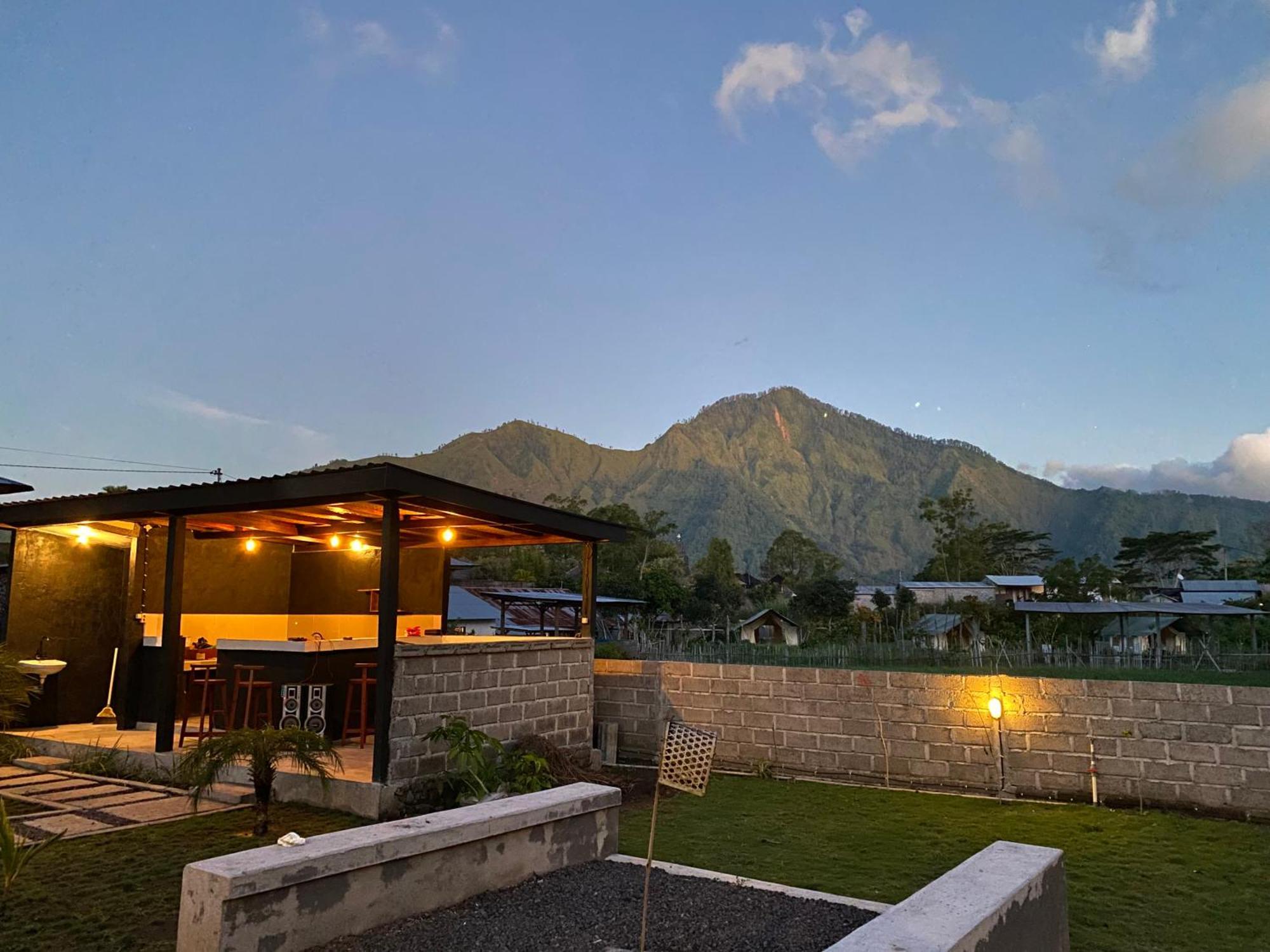 Ampik Batur With Private Hot Springs Bed and Breakfast Kubupenlokan Exteriör bild