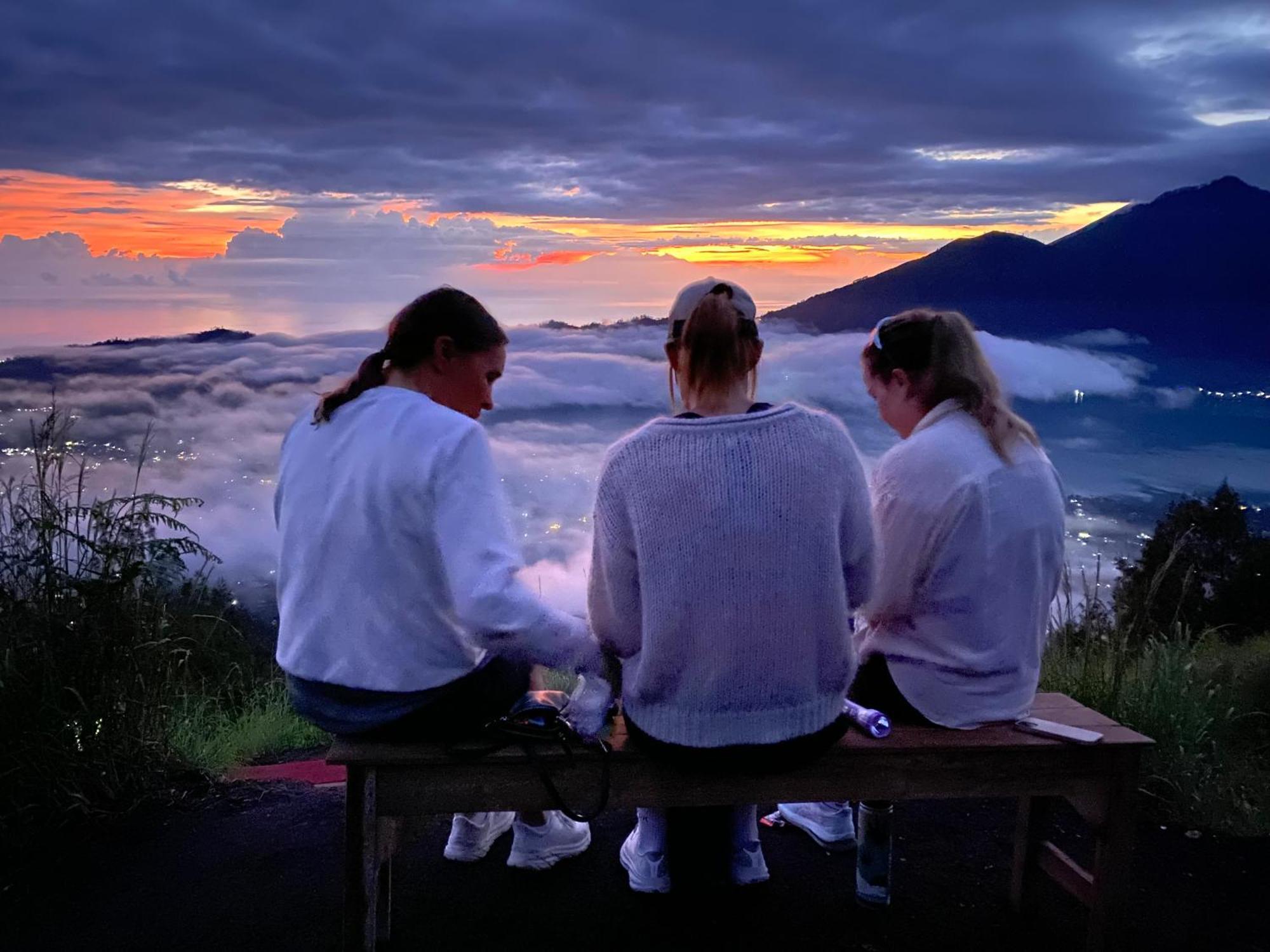 Ampik Batur With Private Hot Springs Bed and Breakfast Kubupenlokan Exteriör bild